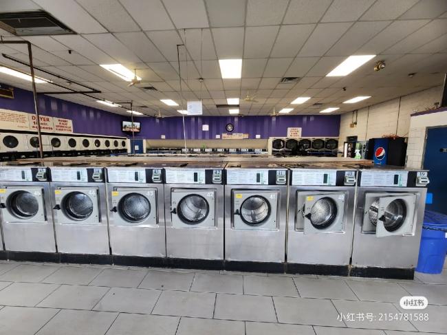 费城洗衣店加地产出售月2.8万 class=